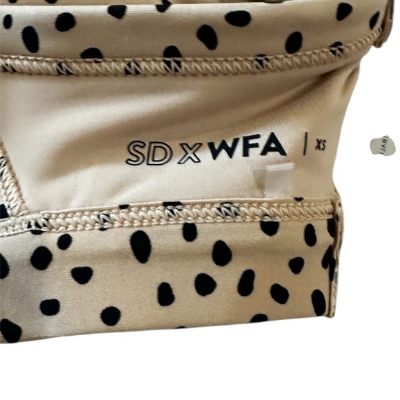 White Fox Set - Picture 8 of 11